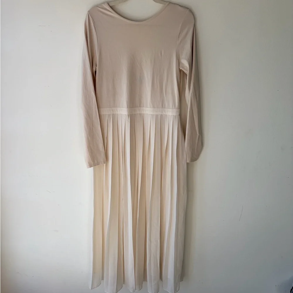 NWT! J. CREW Pleated‎ Ballet Dress Size Medium
